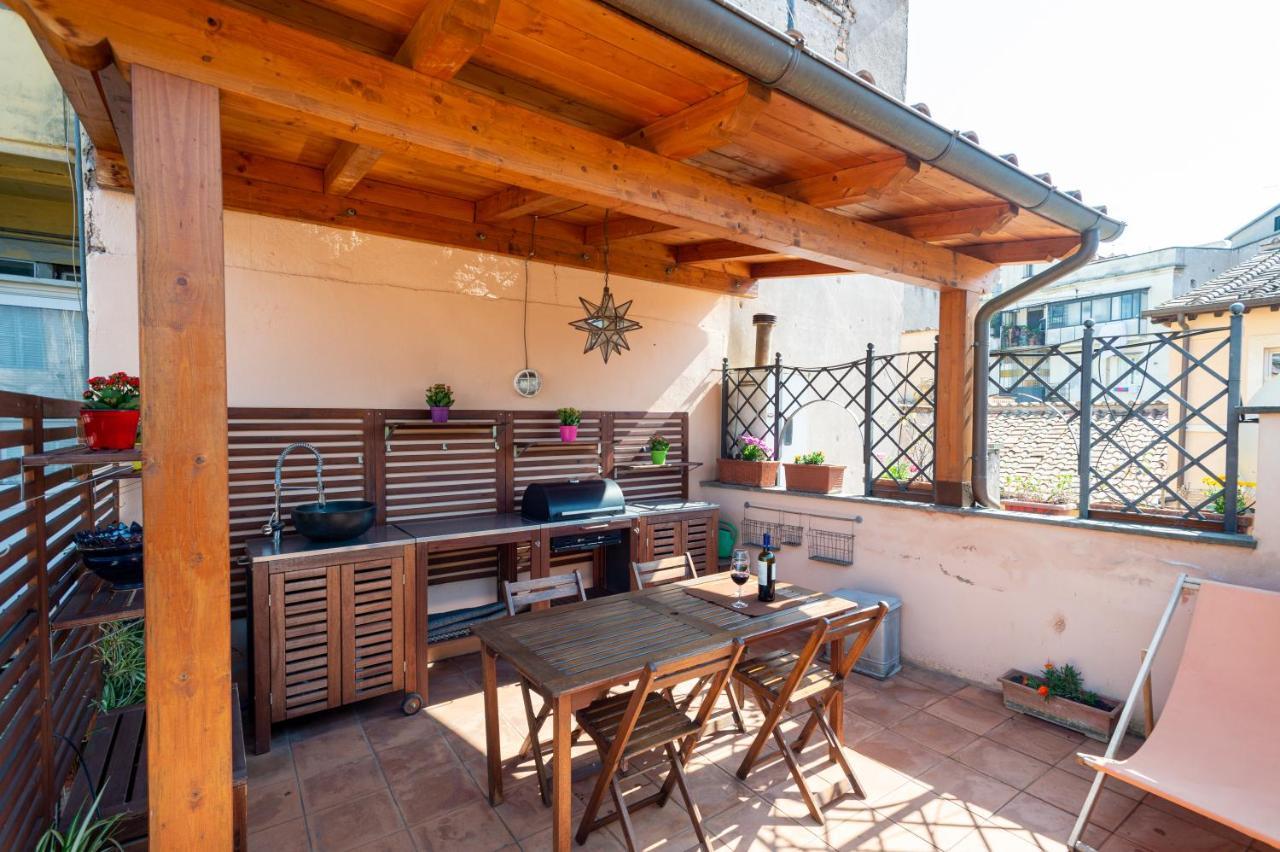 Apartamento Banchi Nove, Penthouse Full Of Light And Silence Roma Exterior foto