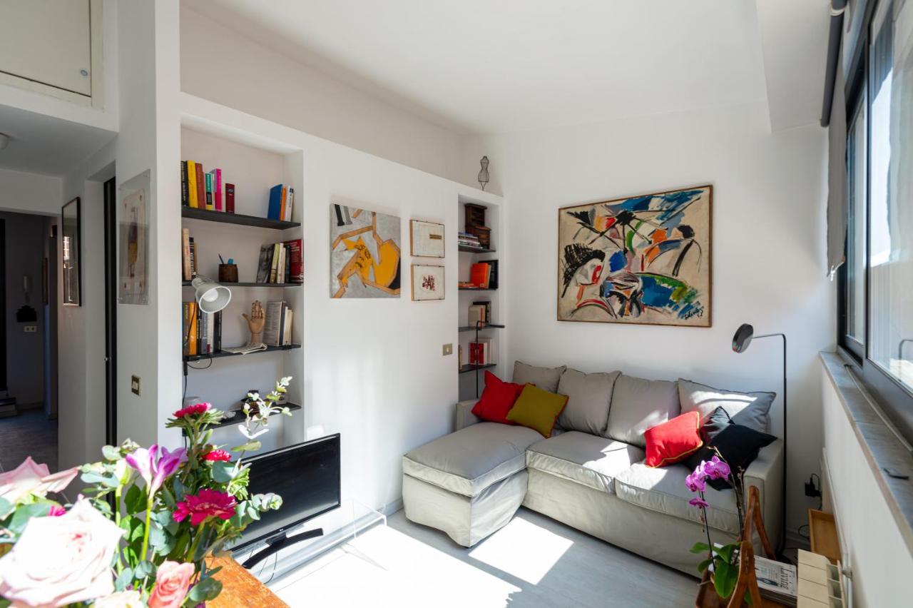 Apartamento Banchi Nove, Penthouse Full Of Light And Silence Roma Exterior foto